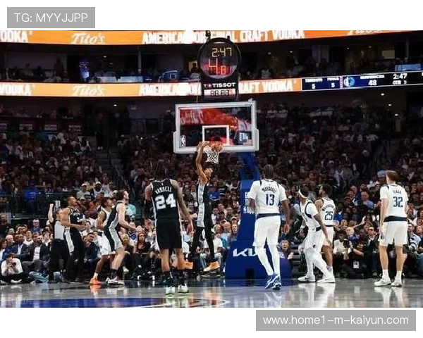 马刺双状元对决独行侠 卡斯尔40分三双抢走文班风头